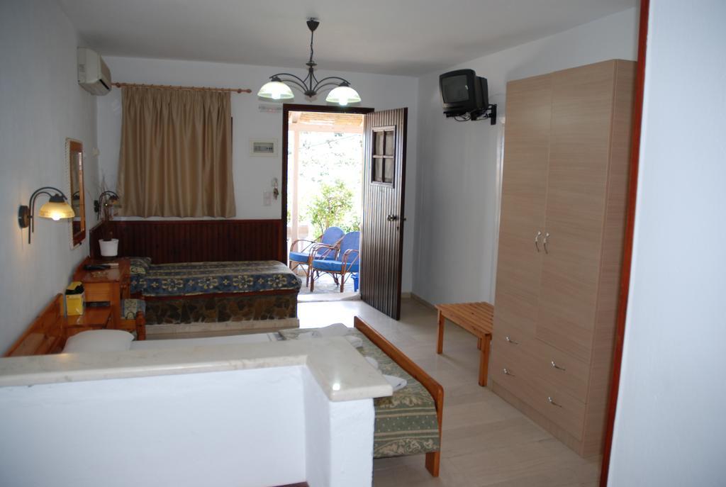 Villa Italiana Amoudara  Room photo